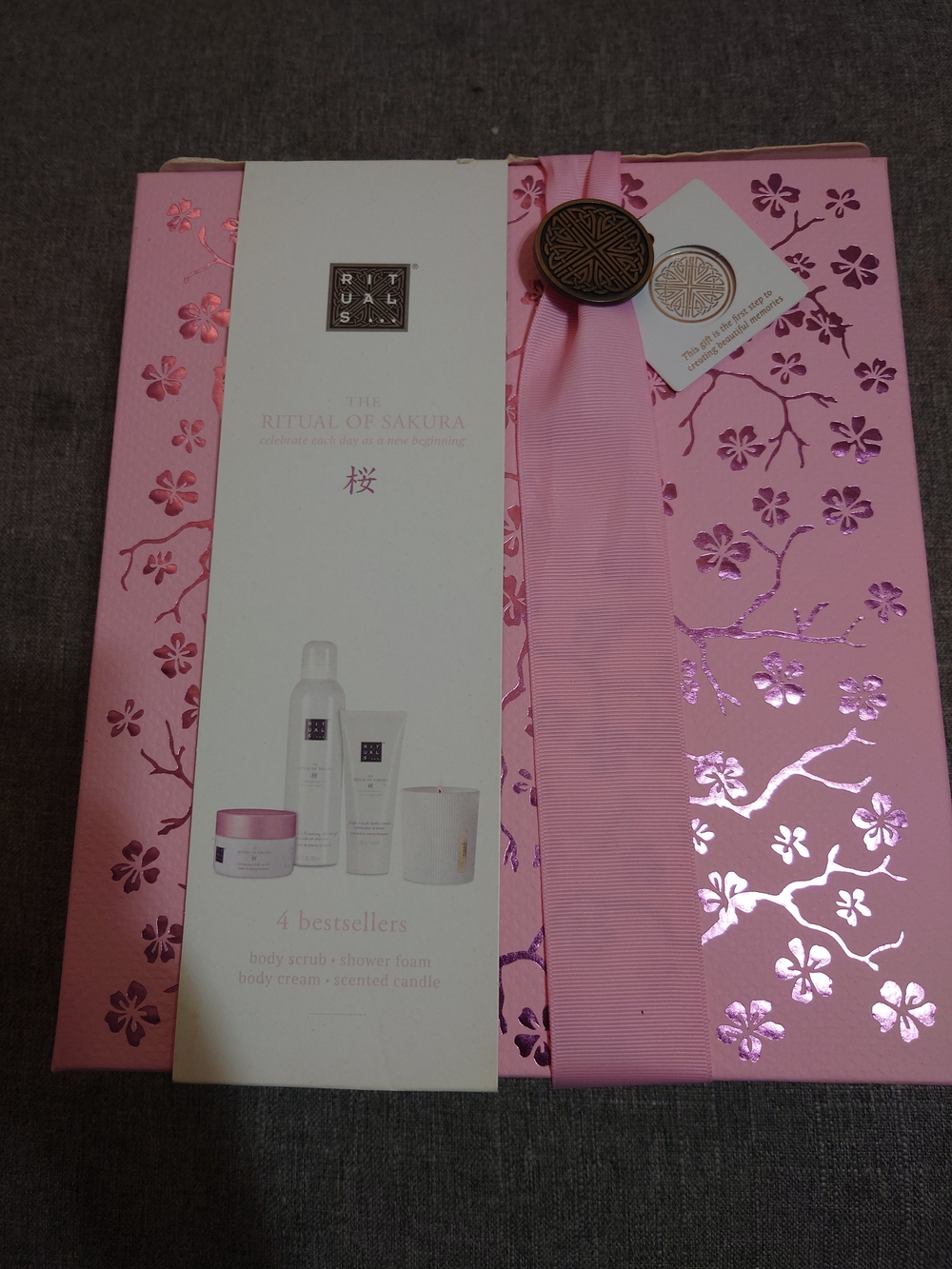 Luxurious The Ritual of Sakura Gift Set Limited Edition 4 Best Sellers-Large Sz